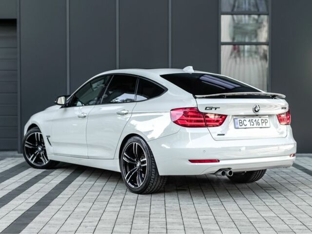 Белый БМВ 3 Серия, объемом двигателя 2 л и пробегом 172 тыс. км за 17200 $, фото 3 на Automoto.ua