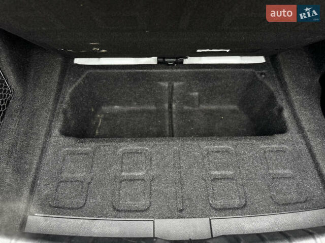 Білий БМВ 3 Серія, об'ємом двигуна 3 л та пробігом 186 тис. км за 18500 $, фото 56 на Automoto.ua