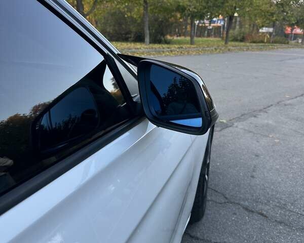 Белый БМВ 3 Серия, объемом двигателя 2 л и пробегом 232 тыс. км за 16400 $, фото 12 на Automoto.ua