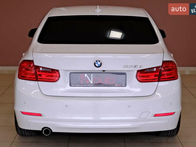 Белый БМВ 3 Серия, объемом двигателя 2 л и пробегом 245 тыс. км за 14500 $, фото 12 на Automoto.ua