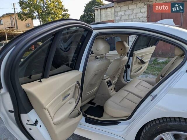 Белый БМВ 3 Серия, объемом двигателя 2 л и пробегом 240 тыс. км за 12500 $, фото 40 на Automoto.ua
