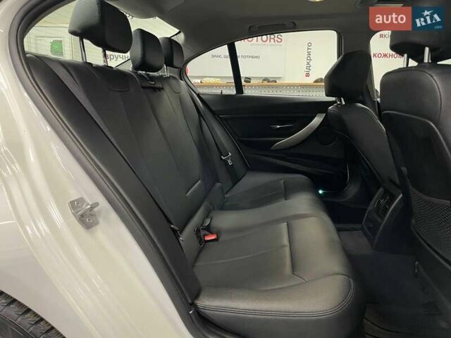 Белый БМВ 3 Серия, объемом двигателя 2 л и пробегом 158 тыс. км за 13990 $, фото 38 на Automoto.ua