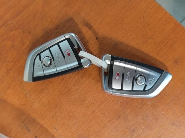 Білий БМВ 3 Серія, об'ємом двигуна 2 л та пробігом 216 тис. км за 8700 $, фото 11 на Automoto.ua