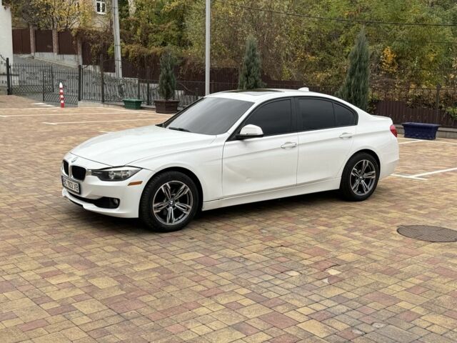 БМВ 3 Серія 2013 у Києві на Automoto.ua Білий БМВ 3 Серія, об'ємом двигуна 2 л та пробігом 200 тис. км за 9900 $, фото 11 на Automoto.ua