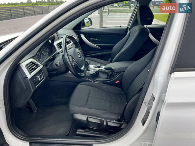 Белый БМВ 3 Серия, объемом двигателя 2 л и пробегом 145 тыс. км за 17700 $, фото 26 на Automoto.ua