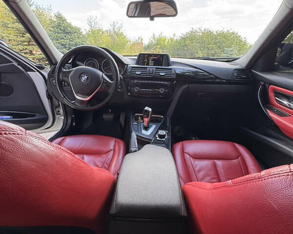 БМВ 3 Серия 2013 в Запорожье на Automoto.ua Белый БМВ 3 Серия, объемом двигателя 2 л и пробегом 183 тыс. км за 12000 $, фото 6 на Automoto.ua