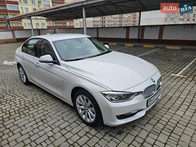 Белый БМВ 3 Серия, объемом двигателя 2 л и пробегом 97 тыс. км за 17300 $, фото 16 на Automoto.ua