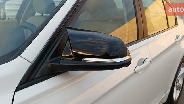 Білий БМВ 3 Серія, об'ємом двигуна 2 л та пробігом 189 тис. км за 15500 $, фото 52 на Automoto.ua