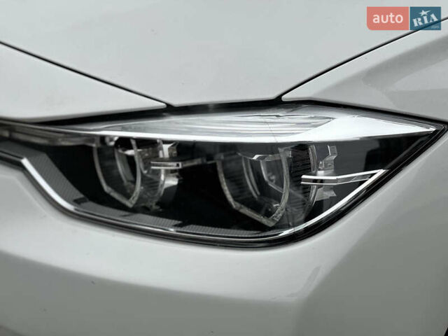 Белый БМВ 3 Серия, объемом двигателя 2 л и пробегом 110 тыс. км за 13300 $, фото 8 на Automoto.ua