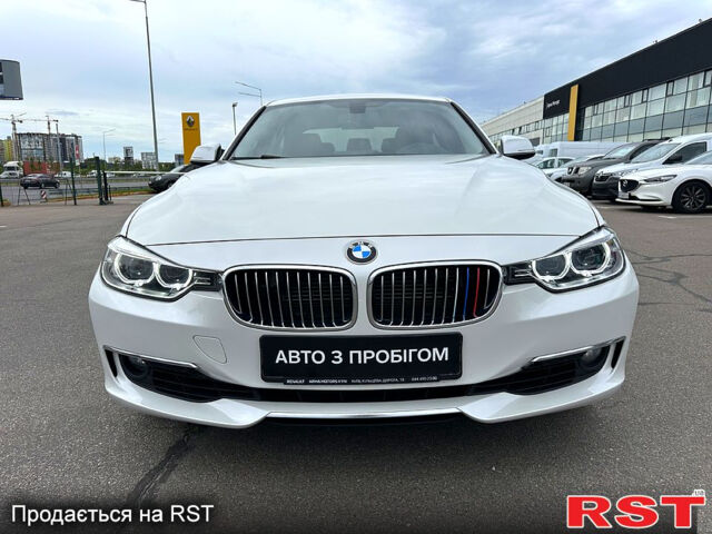 Белый БМВ 3 Серия, объемом двигателя 3 л и пробегом 217 тыс. км за 13800 $, фото 1 на Automoto.ua