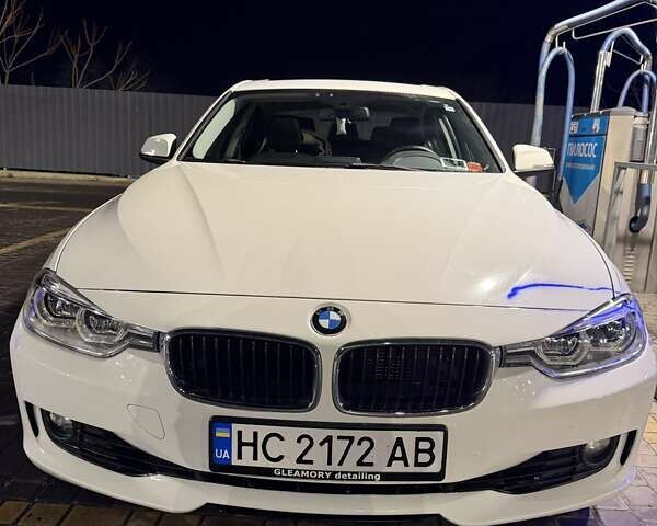 Білий БМВ 3 Серія, об'ємом двигуна 2 л та пробігом 109 тис. км за 12500 $, фото 6 на Automoto.ua