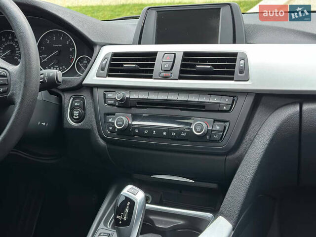 Белый БМВ 3 Серия, объемом двигателя 2 л и пробегом 110 тыс. км за 13300 $, фото 24 на Automoto.ua