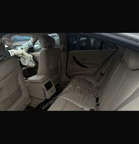 Білий БМВ 3 Серія, об'ємом двигуна 2 л та пробігом 123 тис. км за 7000 $, фото 6 на Automoto.ua