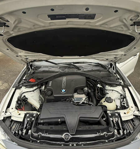 Білий БМВ 3 Серія, об'ємом двигуна 2 л та пробігом 198 тис. км за 12499 $, фото 6 на Automoto.ua