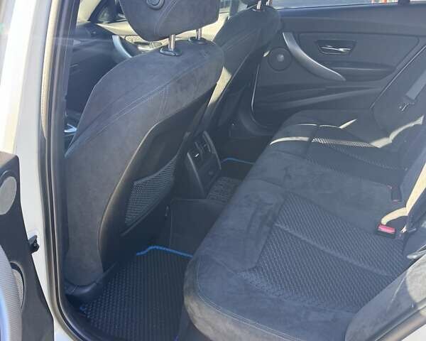 БМВ 3 Серія 2013 у Києві на Automoto.ua Білий БМВ 3 Серія, об'ємом двигуна 2 л та пробігом 240 тис. км за 13700 $, фото 5 на Automoto.ua