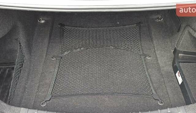 Білий БМВ 3 Серія, об'ємом двигуна 2 л та пробігом 155 тис. км за 15000 $, фото 26 на Automoto.ua