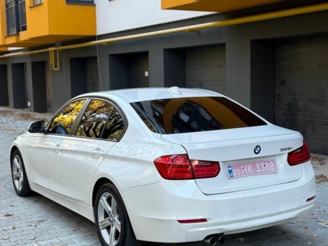 Белый БМВ 3 Серия, объемом двигателя 2 л и пробегом 215 тыс. км за 9500 $, фото 3 на Automoto.ua