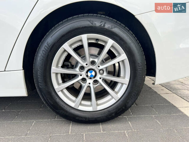 Белый БМВ 3 Серия, объемом двигателя 2 л и пробегом 145 тыс. км за 17700 $, фото 15 на Automoto.ua