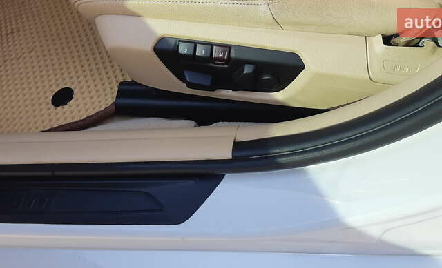 Белый БМВ 3 Серия, объемом двигателя 2 л и пробегом 187 тыс. км за 13000 $, фото 23 на Automoto.ua
