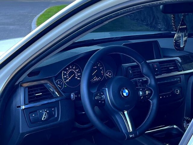 Белый БМВ 3 Серия, объемом двигателя 2 л и пробегом 215 тыс. км за 13499 $, фото 11 на Automoto.ua