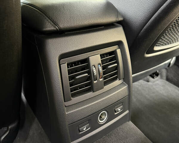 Белый БМВ 3 Серия, объемом двигателя 3 л и пробегом 184 тыс. км за 17000 $, фото 42 на Automoto.ua