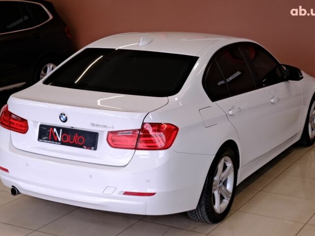 Белый БМВ 3 Серия, объемом двигателя 2 л и пробегом 245 тыс. км за 14500 $, фото 4 на Automoto.ua