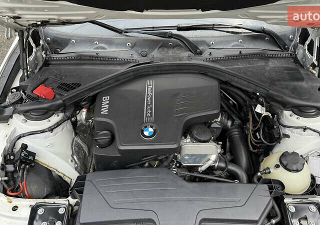 Білий БМВ 3 Серія, об'ємом двигуна 2 л та пробігом 198 тис. км за 12499 $, фото 8 на Automoto.ua