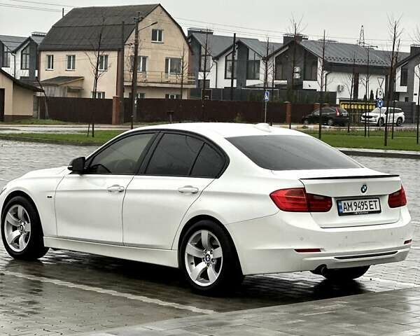 Білий БМВ 3 Серія, об'ємом двигуна 2 л та пробігом 330 тис. км за 13400 $, фото 8 на Automoto.ua