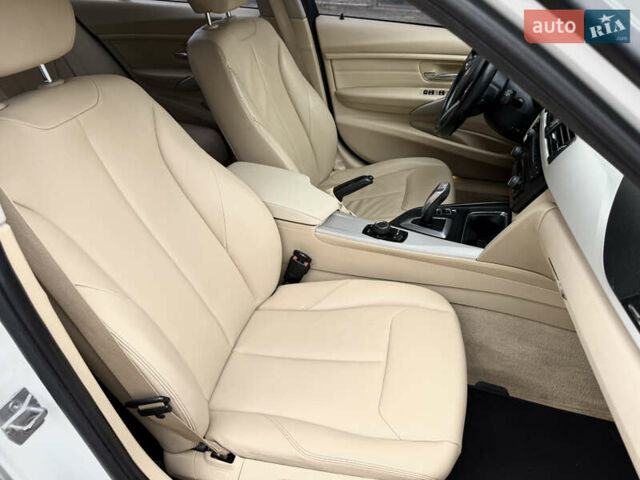 Белый БМВ 3 Серия, объемом двигателя 2 л и пробегом 175 тыс. км за 13999 $, фото 80 на Automoto.ua