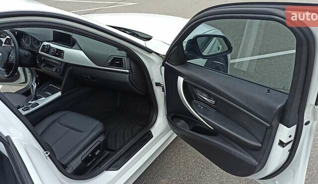 Білий БМВ 3 Серія, об'ємом двигуна 2 л та пробігом 155 тис. км за 15000 $, фото 7 на Automoto.ua