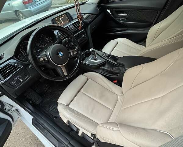 Белый БМВ 3 Серия, объемом двигателя 2 л и пробегом 350 тыс. км за 12500 $, фото 13 на Automoto.ua