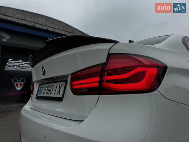 Білий БМВ 3 Серія, об'ємом двигуна 3 л та пробігом 186 тис. км за 18500 $, фото 59 на Automoto.ua