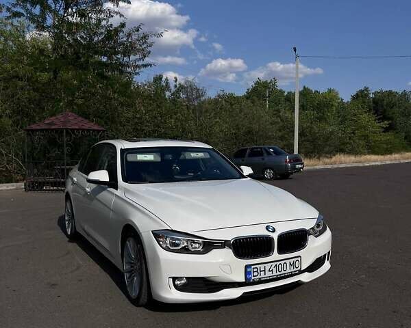 Белый БМВ 3 Серия, объемом двигателя 2 л и пробегом 224 тыс. км за 12500 $, фото 2 на Automoto.ua