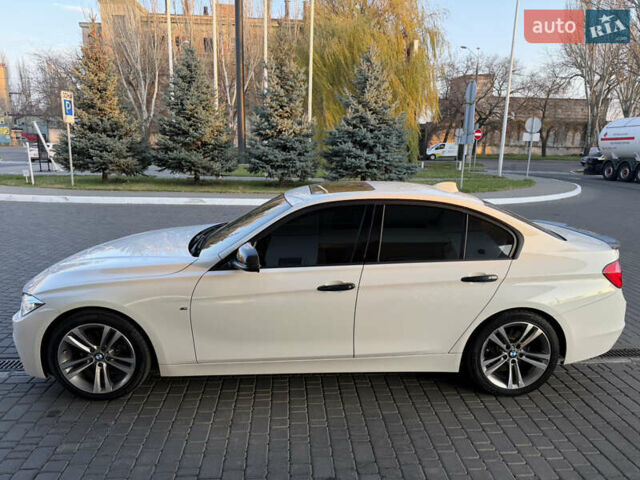 Білий БМВ 3 Серія, об'ємом двигуна 2 л та пробігом 185 тис. км за 14000 $, фото 5 на Automoto.ua