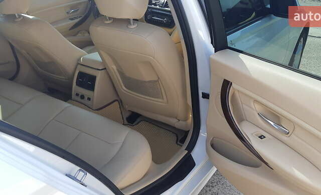 Белый БМВ 3 Серия, объемом двигателя 2 л и пробегом 187 тыс. км за 13000 $, фото 27 на Automoto.ua