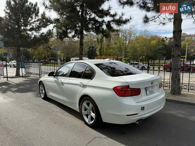 БМВ 3 Серия 2013 в Одессе на Automoto.ua Белый БМВ 3 Серия, объемом двигателя 2 л и пробегом 138 тыс. км за 10900 $, фото 6 на Automoto.ua