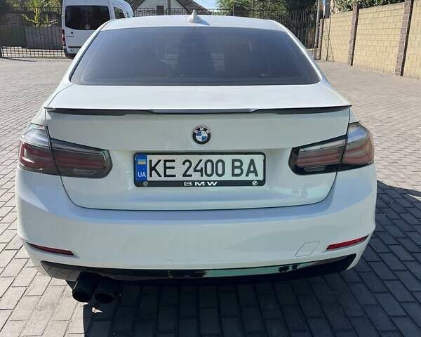 Белый БМВ 3 Серия, объемом двигателя 2 л и пробегом 115 тыс. км за 16000 $, фото 5 на Automoto.ua