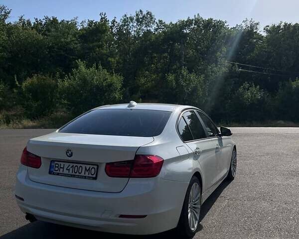 Белый БМВ 3 Серия, объемом двигателя 2 л и пробегом 224 тыс. км за 12500 $, фото 3 на Automoto.ua
