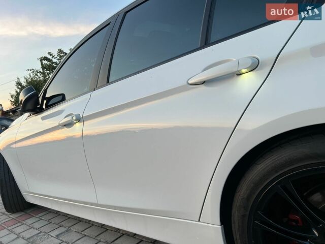 Белый БМВ 3 Серия, объемом двигателя 2 л и пробегом 244 тыс. км за 11700 $, фото 27 на Automoto.ua