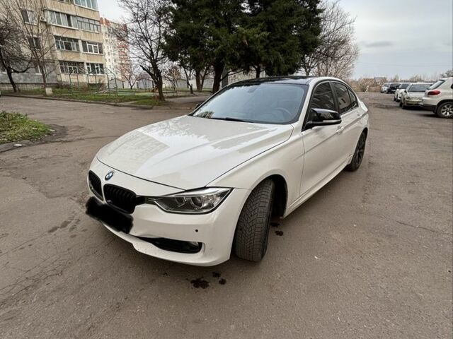 Білий БМВ 3 Серія, об'ємом двигуна 2 л та пробігом 350 тис. км за 12500 $, фото 2 на Automoto.ua