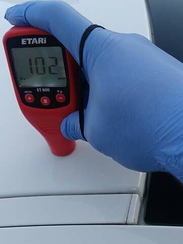 Білий БМВ 3 Серія, об'ємом двигуна 2 л та пробігом 189 тис. км за 15500 $, фото 79 на Automoto.ua