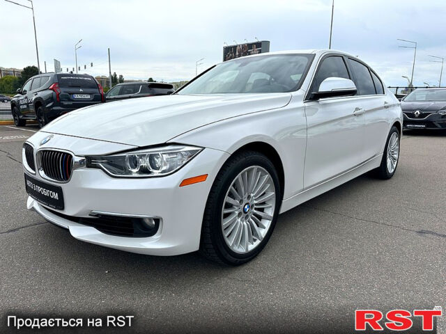 Белый БМВ 3 Серия, объемом двигателя 3 л и пробегом 217 тыс. км за 13800 $, фото 2 на Automoto.ua