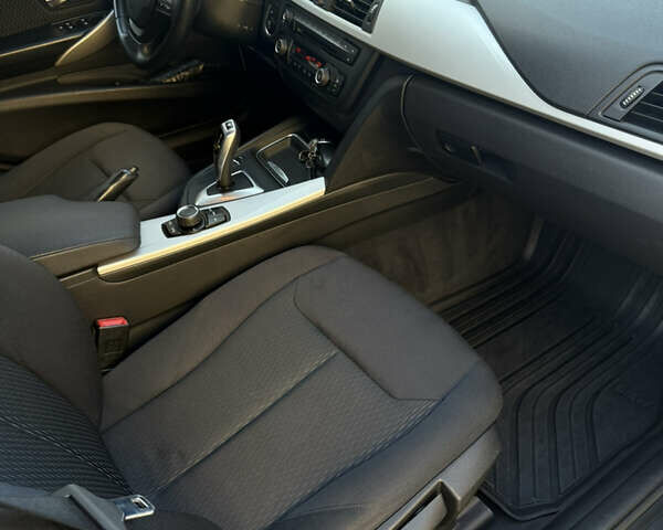 Білий БМВ 3 Серія, об'ємом двигуна 1.6 л та пробігом 171 тис. км за 13700 $, фото 19 на Automoto.ua