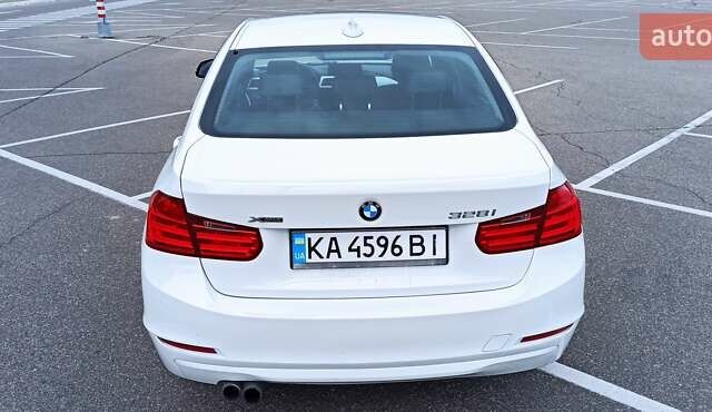 Білий БМВ 3 Серія, об'ємом двигуна 2 л та пробігом 155 тис. км за 15000 $, фото 2 на Automoto.ua