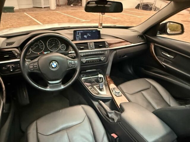 БМВ 3 Серія 2013 у Києві на Automoto.ua Білий БМВ 3 Серія, об'ємом двигуна 2 л та пробігом 200 тис. км за 9900 $, фото 18 на Automoto.ua