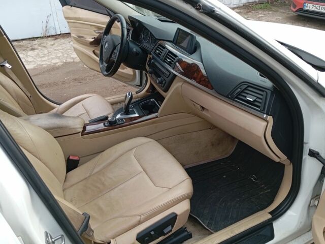 Білий БМВ 3 Серія, об'ємом двигуна 2 л та пробігом 216 тис. км за 8700 $, фото 9 на Automoto.ua