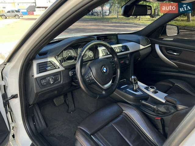 БМВ 3 Серия 2013 в Чернигове на Automoto.ua Белый БМВ 3 Серия, объемом двигателя 2 л и пробегом 280 тыс. км за 12222 $, фото 11 на Automoto.ua