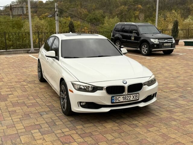БМВ 3 Серія 2013 у Києві на Automoto.ua Білий БМВ 3 Серія, об'ємом двигуна 2 л та пробігом 200 тис. км за 9900 $, фото 1 на Automoto.ua