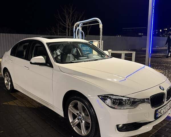 Білий БМВ 3 Серія, об'ємом двигуна 2 л та пробігом 109 тис. км за 12500 $, фото 2 на Automoto.ua