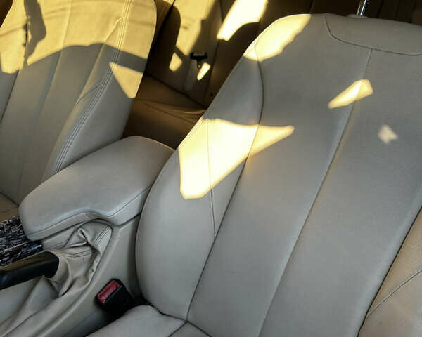 Білий БМВ 3 Серія, об'ємом двигуна 2 л та пробігом 194 тис. км за 10450 $, фото 19 на Automoto.ua